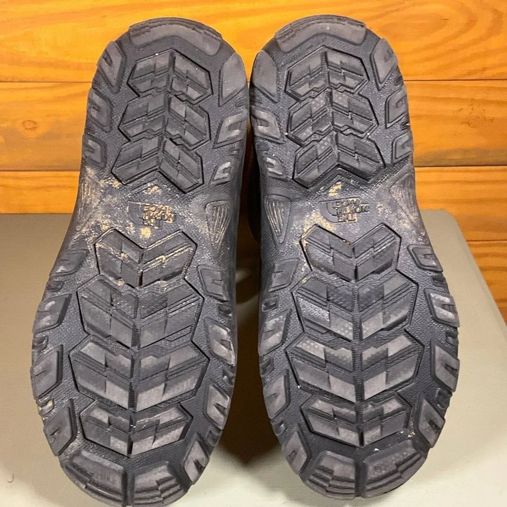 The‎ North Face Alpenglow  IV Waterproof Snow Boots Youth 7 Black Gray NF0A2T5P